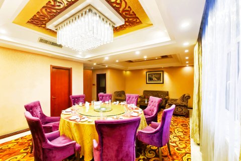 霍林郭勒金亚辰大酒店