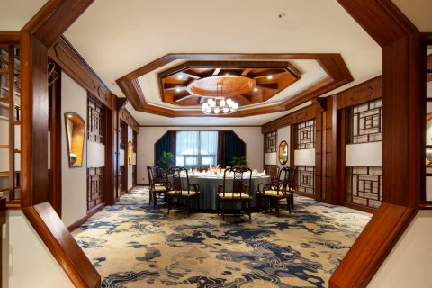 济南吉华大厦(大明湖泉城广场店)