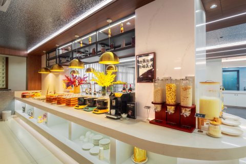 普洱曼城商务酒店(阳光新城店)