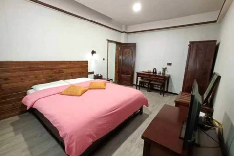 八戒人文客栈(张家界大庸府城店)