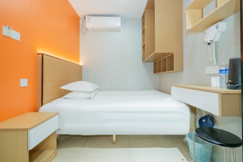 普华宾馆(上海第九人民医院陆家浜路地铁站店)