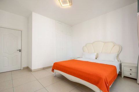 三亚海边漫步海景美宿