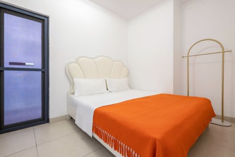 三亚海边漫步海景美宿