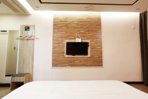 华驿精选酒店(涿州开发区时光汇店)