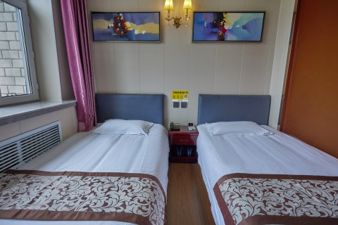 大庆鑫城快捷酒店(萨尔图万达店)