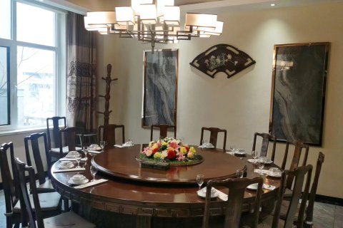 烟台金沙滩海水浴场丽呈睿轩酒店