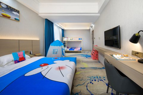 金皇国际大酒店(桂林两江四湖火车站店)