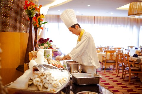 武汉五月花大酒店(武昌火车站中南路地铁站店)