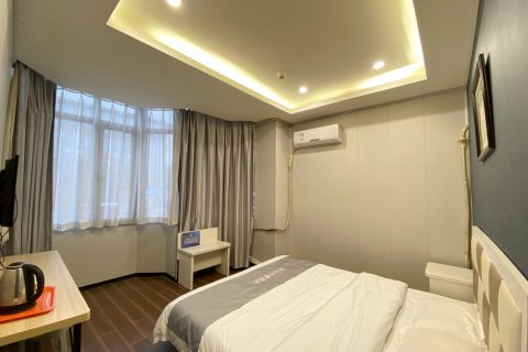 松月轻住悦享酒店(三河燕郊人民医院店)