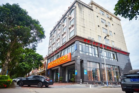 琼海南洋风情商务酒店