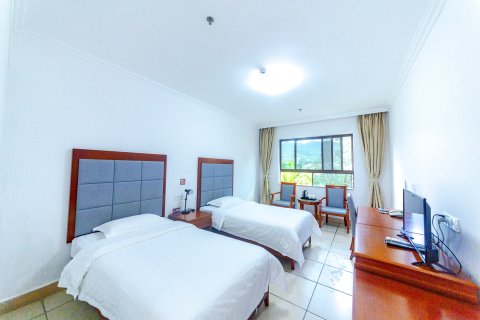 五指山水满园酒店