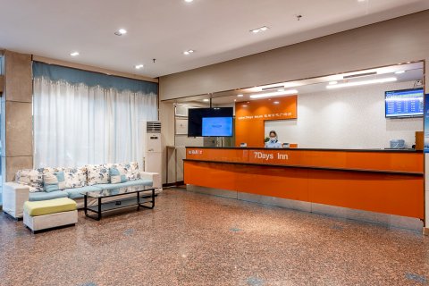 7天连锁酒店(佛山祖庙地铁站卫国路店)