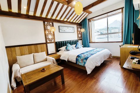 张家界梦栖美居艺术客栈(天门山索道店)