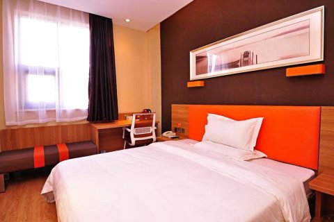 西曼酒店(高安鹏泰百货店)