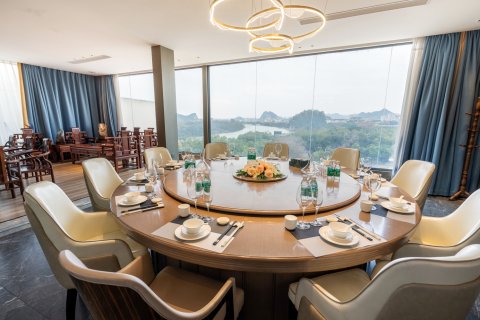 欧暇·地中海酒店(桂林象鼻山两江四湖店)