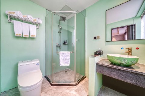 回禾微智酒店(婺源弦高古城高铁站店)