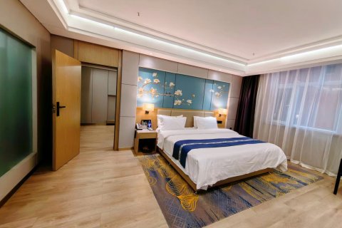 富蕴新华主题酒店