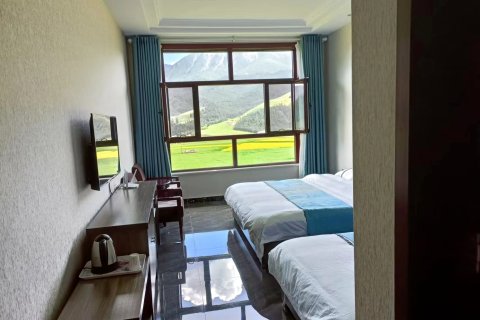 祁连圣峰观景山庄