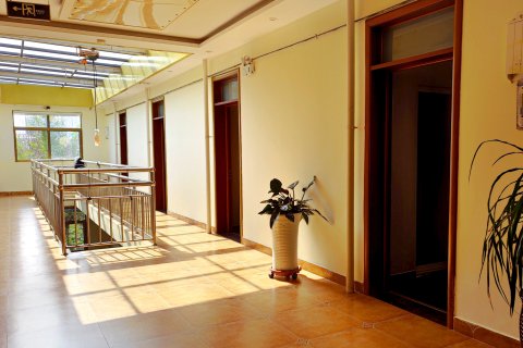 襄垣聚乡缘酒店