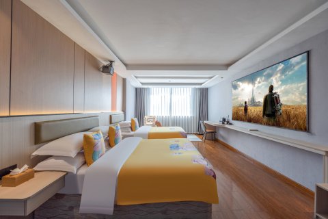 海晶龙城酒店(万达广场店)