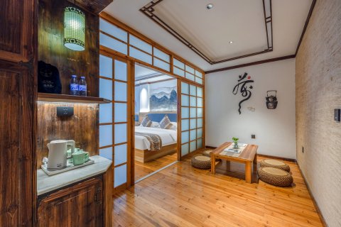 龙泉海晶剑瓷艺宿酒店(陶溪川店)