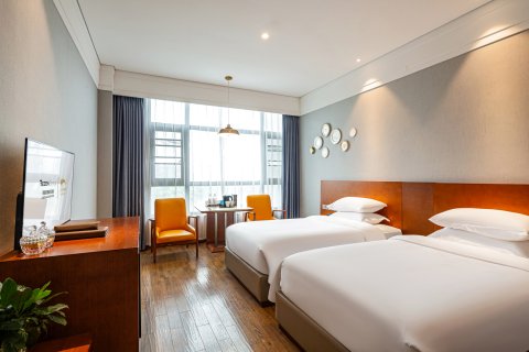 隆昌西姆逸居酒店(金沙时代广场店)