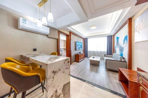 德令哈蓝天白云大酒店(德令哈市中心广场店)