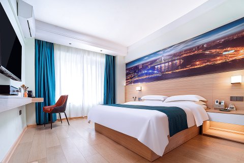 燕子归来酒店(百色右江区恒基广场美食城店)