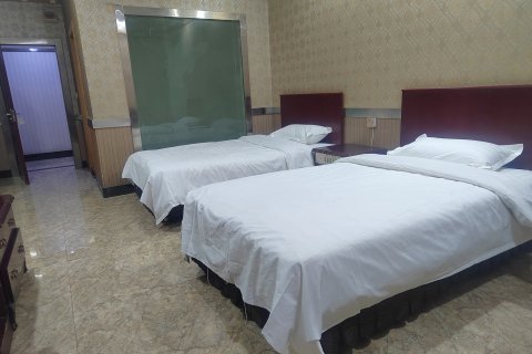 宝城大酒店(吐鲁番鄯善火车站店)