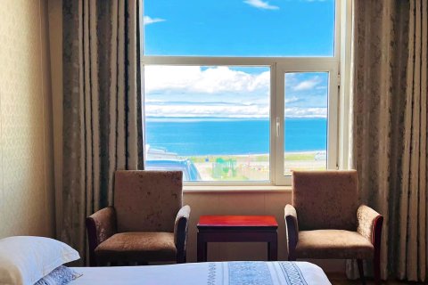 青海湖湖缘驿站