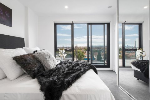 埃尔斯特恩威克奢华城景酒店(Luxury & City Views - Elsternwick)