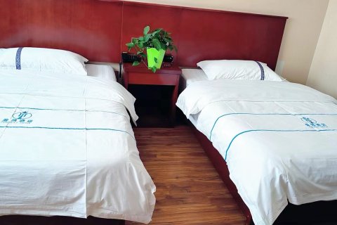 吉木萨尔五彩富地宾馆