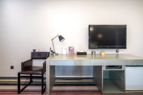 乌鲁木齐八音和酒店(国际大巴扎人民电影院店)