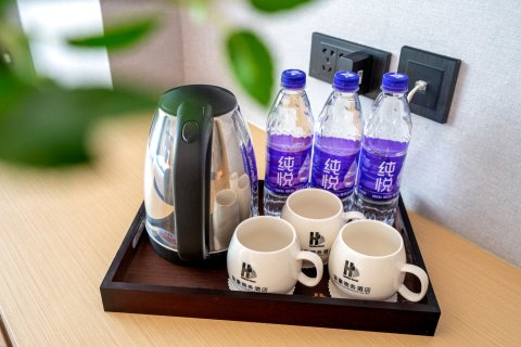 骏豪酒店(三门峡渑池万人广场店)