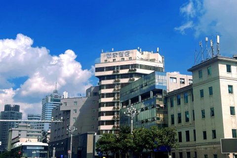 如家·neo酒店(昆明北京路东风广场地铁站店)