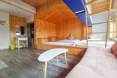 沃德阿拉丁酒店(威海韩乐坊店)