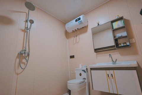 前苑后院民宿(响沙湾店)