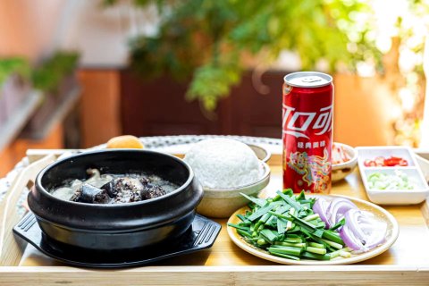 山海云宿(威海半月湾沙滩环海路店)