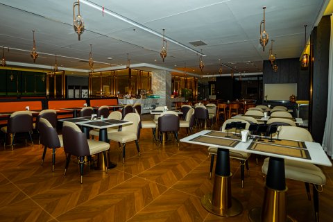 禹都乐滋酒店(中卫鼓楼向阳步行街店)