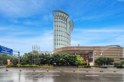 石狮爱乐皇冠假日酒店