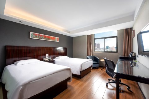 抚州永生璞琚酒店(大润发第二人民医院店)