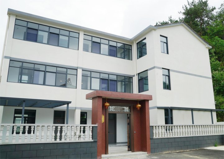 新县茶庄园民宿