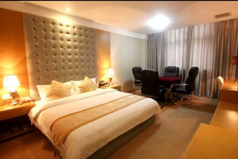 威远威斯特假日酒店