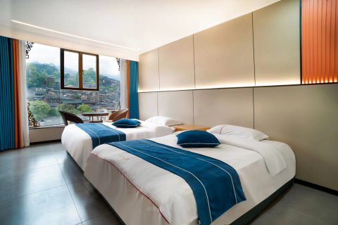 西江苗寨人家度假酒店(观景台店)