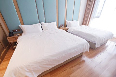 高渡精品酒店(大同古城华严寺店)