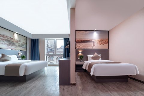 精通酒店(平南步行街中心广场店)