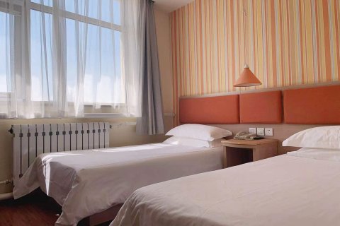 如家华驿精选酒店(锡林浩特民盛购物中心店)