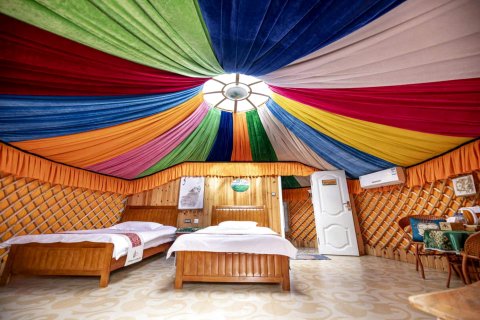 额尔古纳蒙古包游多多客栈