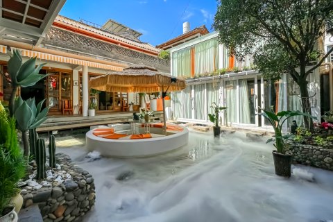 大理堂荟·慢生活主题民宿(大理古城洱海门店)