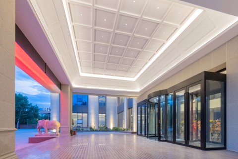 布尔津苏通假日酒店